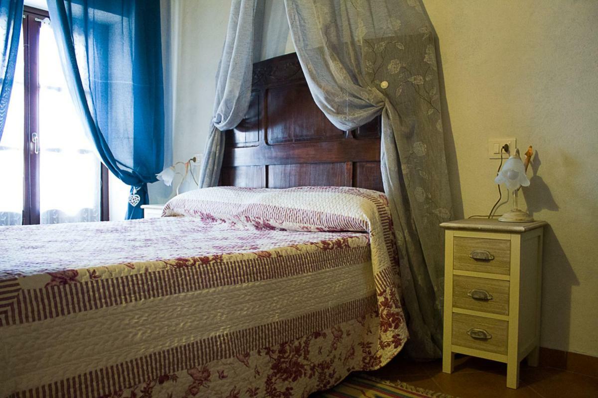 Agriturismo La Ca Veja Монфорте-д'Альба Экстерьер фото